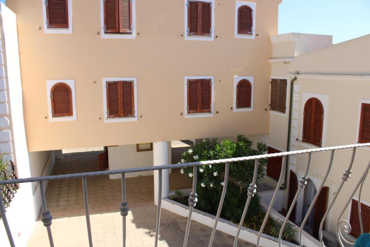 Charming Flat In Santa Teresa Gallura Exterior photo
